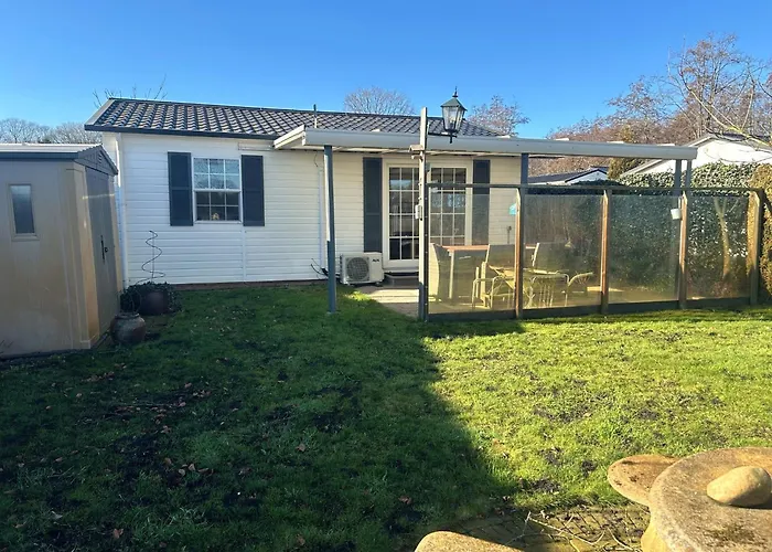 Zonnepracht Met Airco En Vrij Uitzicht! Chalet Oisterwijk